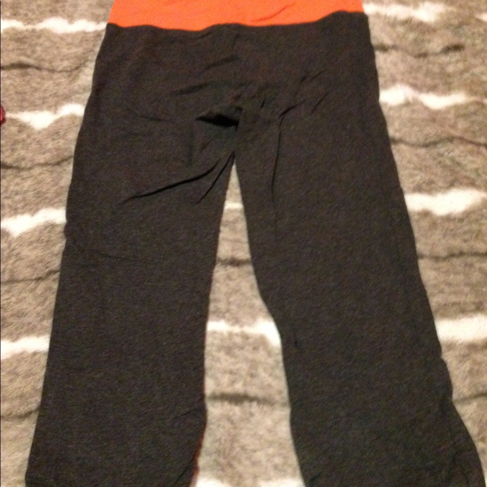 Running capris - Picture 2 of 2